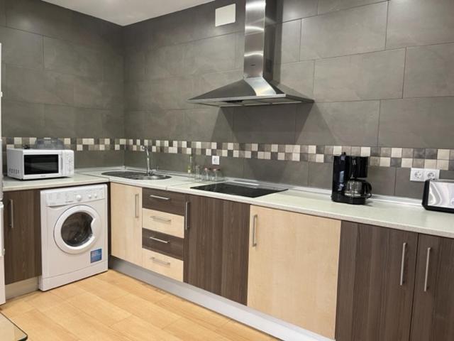 Apartamentos Turisticos Los Barruecos Caces Екстериор снимка